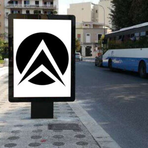 ANDRIA - VIALE ISTRIA - FIANCO INGRESSO MONUMENTO