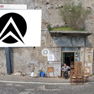 NAPOLI - VIA ANIELLO FALCONE ANG. VIA TASSO